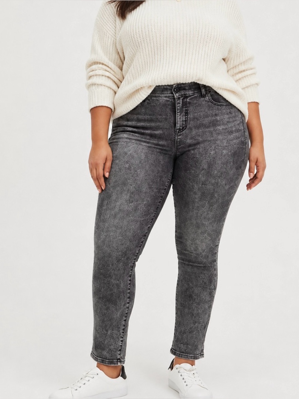 TORRID BOMBSHELL STRAIGHT GREY JEANS PLUS SIZE 20